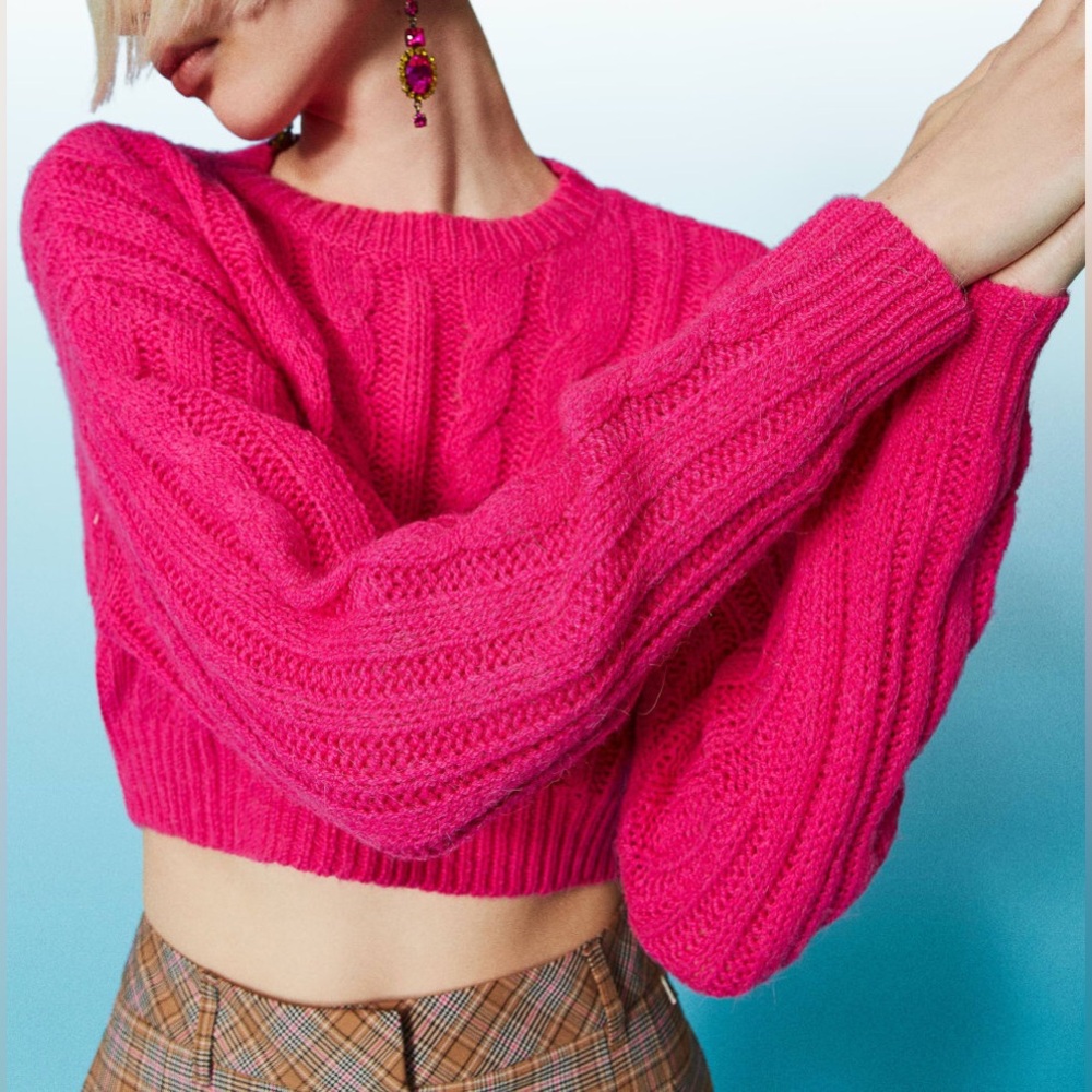 Cocovive Women's Pink
Cable Knit Crop Top Sweater Size L Long Sleeves Winter